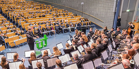 Events Band und Publikum im Audimax